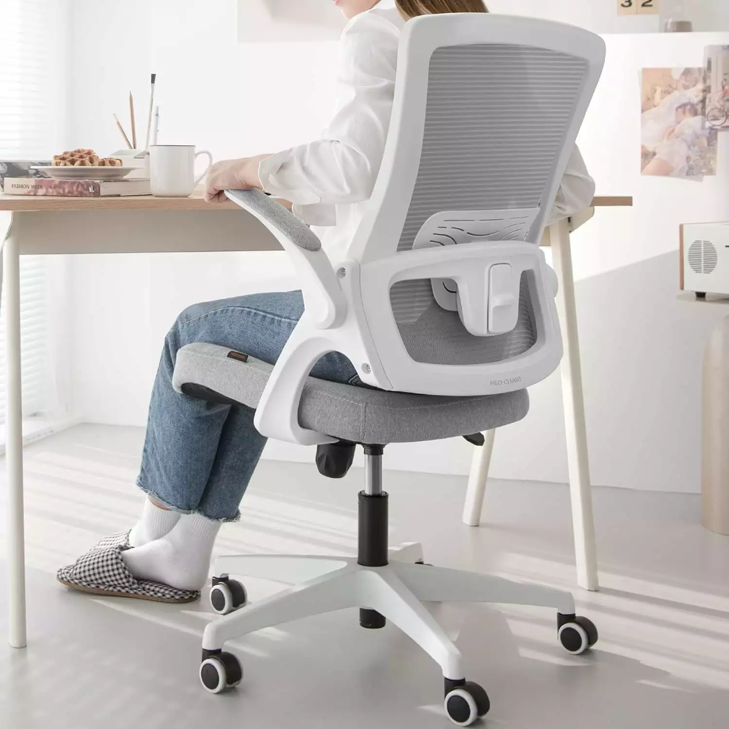 High Back Mesh Office Chair Adjustable Height Ergonomic Computer Desk Chair Lumbar Support KKK-Dog