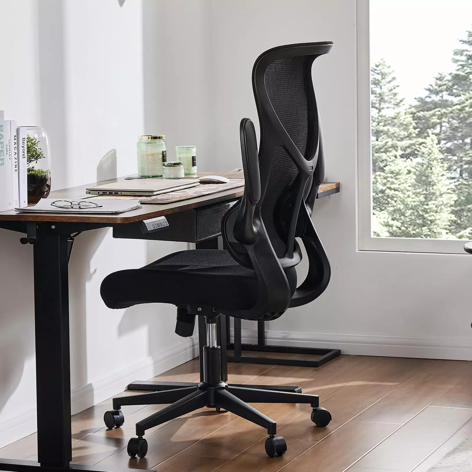 wOod-it Executive High Back Ergonomic Office Chair Adjustable Height Mesh Seat Flip-Up Armrest