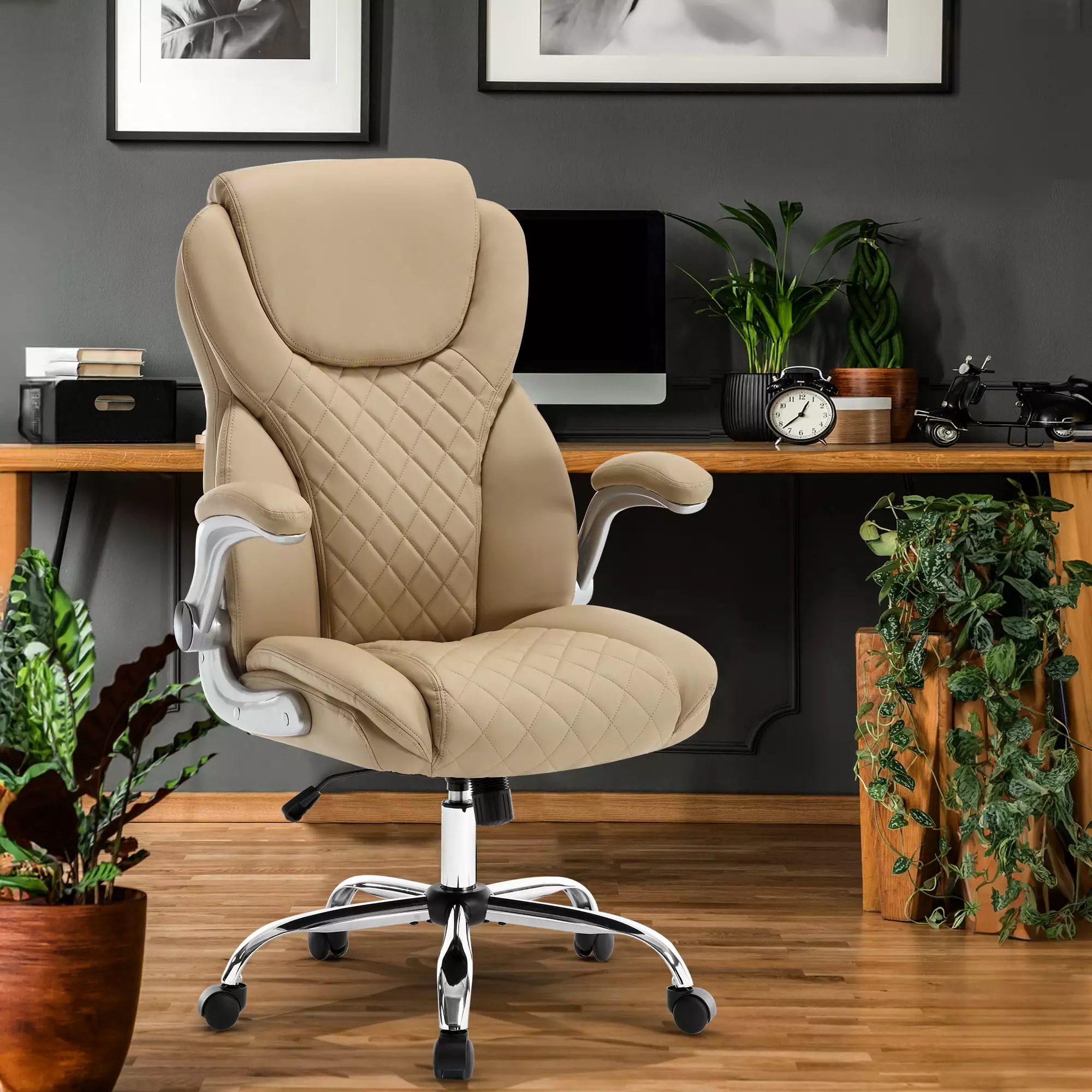 Ergonomic Office Chair Flip-Up Armrests And Wheels Leather Rocking Executive Office Chair SMHZ