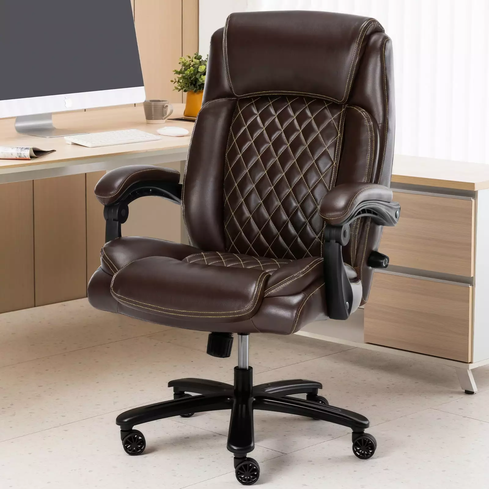 Executive Office Chair 500lbs Heavy Duty Wide Seat Bonded Leather 30-Degree Back Tilt General