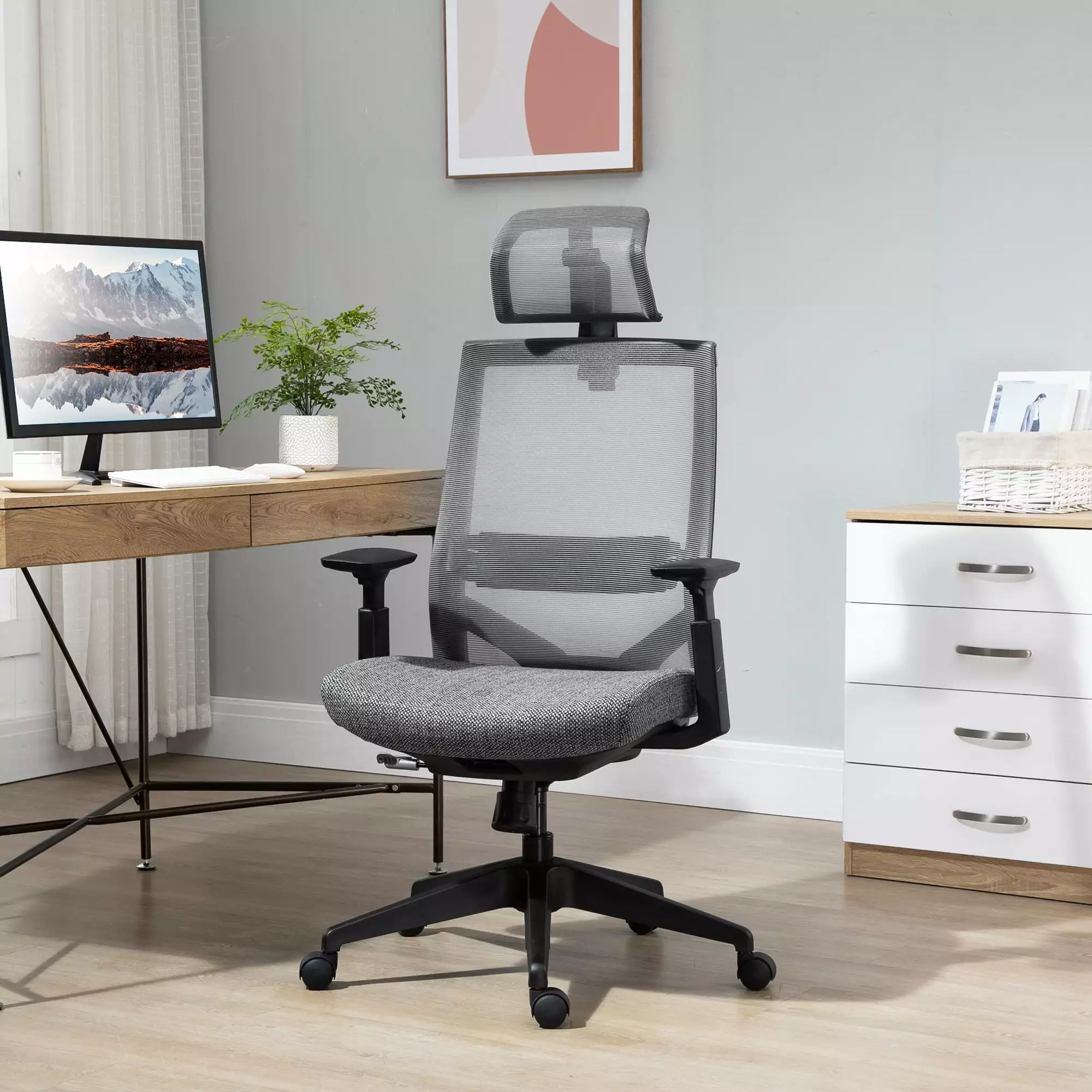 Vinsetto Mesh Fabric Home Office Task Chair High Back Adjustable Seat Recline Headrest and Lumbar Support Grey