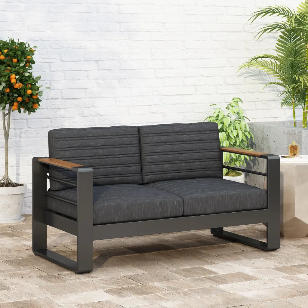 TYAQYF GIOVANNA LOVESEAT Elegant Living Spaces