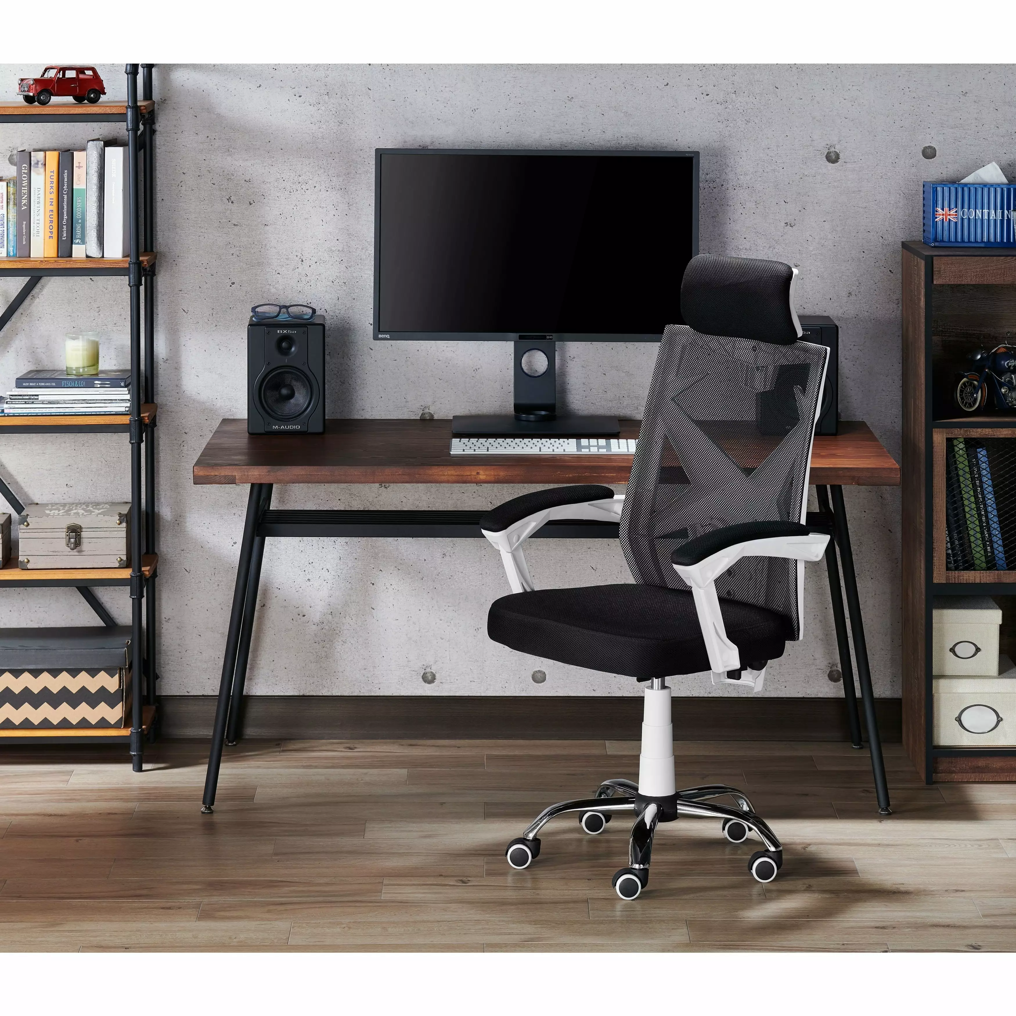 Furniture America Gost Contemporary White Height Adjustable Desk Chair