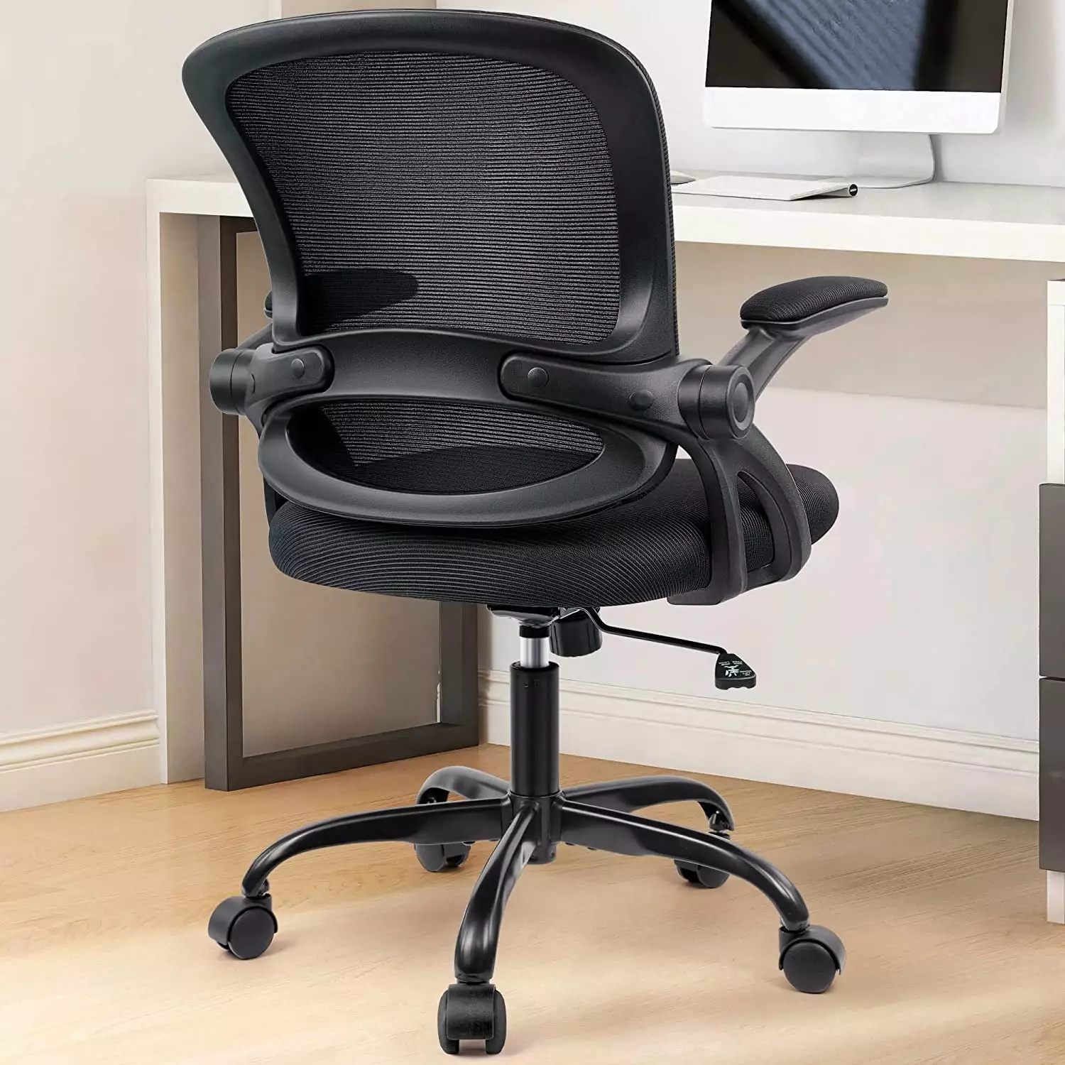 Office Chair Ergonomic Desk Chair Mesh Computer Chair Height Adjustable Comfy Swivel Task Chair Wheels And Flip-Up Arms TR...
